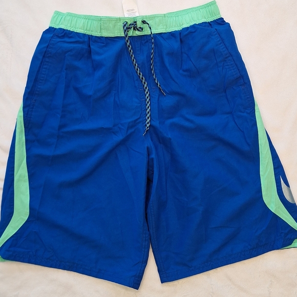 Nike Men's Swim Shorts in Blue and Green - Picture 4 of 16